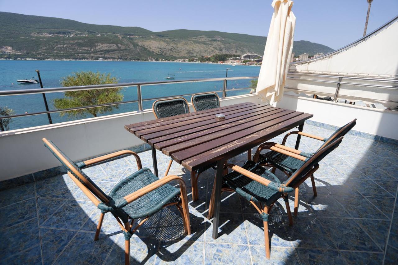 Apartments Cebra Herceg Novi Exterior foto