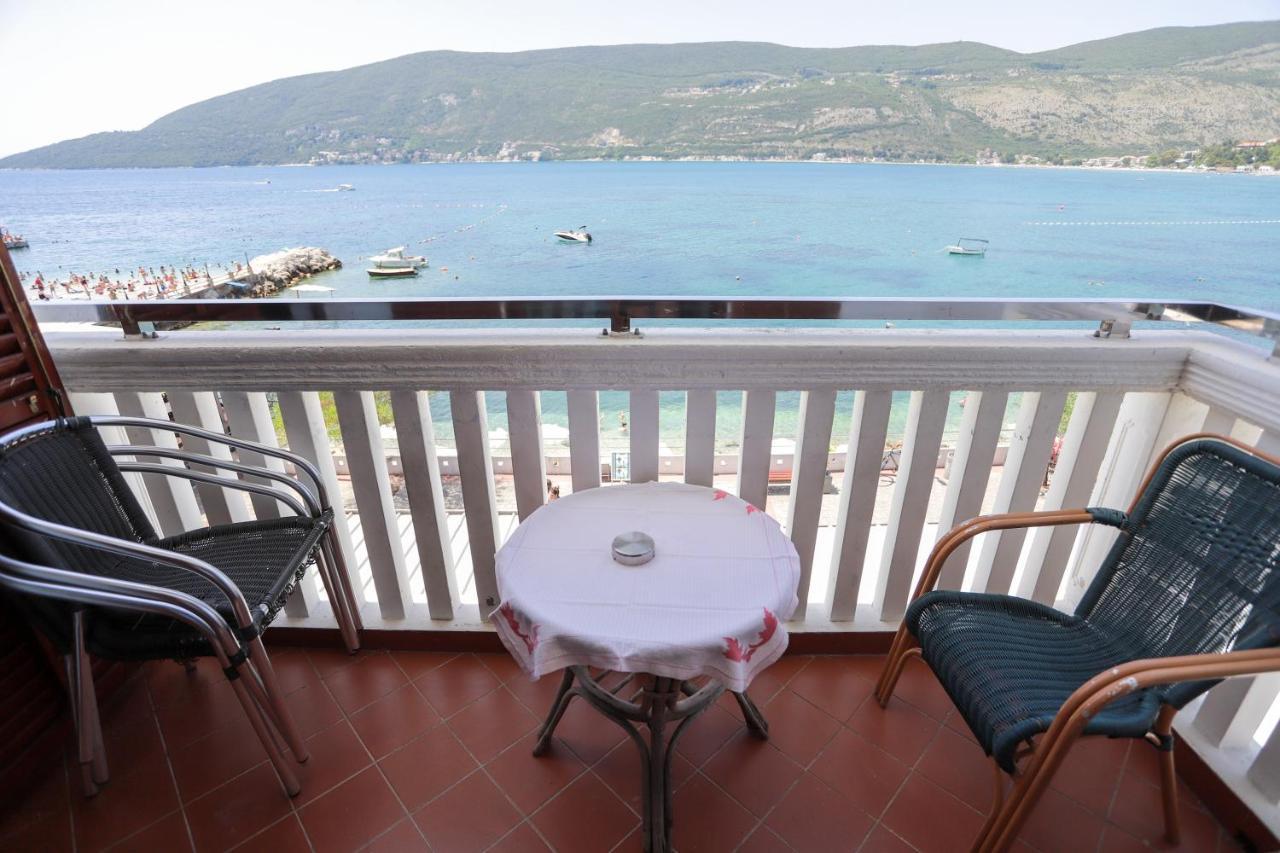 Apartments Cebra Herceg Novi Exterior foto