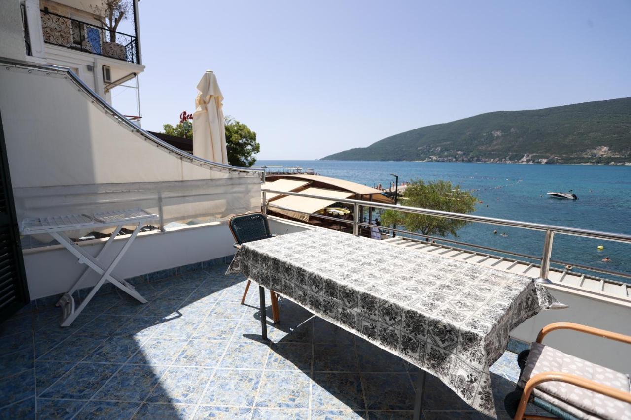 Apartments Cebra Herceg Novi Exterior foto